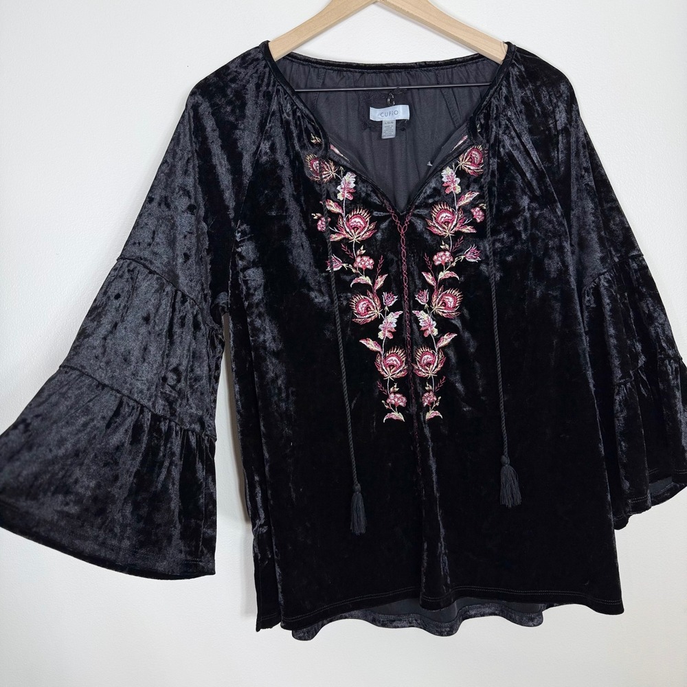 Cupio Womens Embroidered Velvet Peasant Top Size L Black Tiered Bell Sleeve Boho